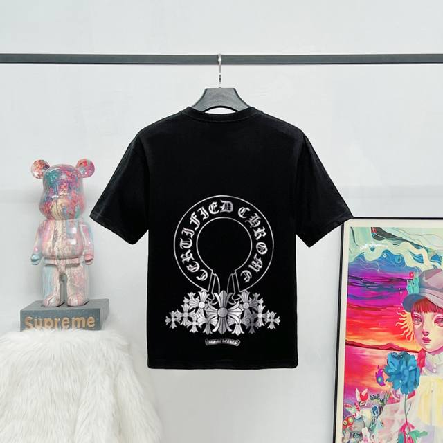 款号：K34 原版原标 Chrome Hearts克罗心 马蹄梵文重叠十字架休闲宽松男女款短袖T恤 采用250克双纱纯棉面料 .高克重。1：1版型。官网同步 黑