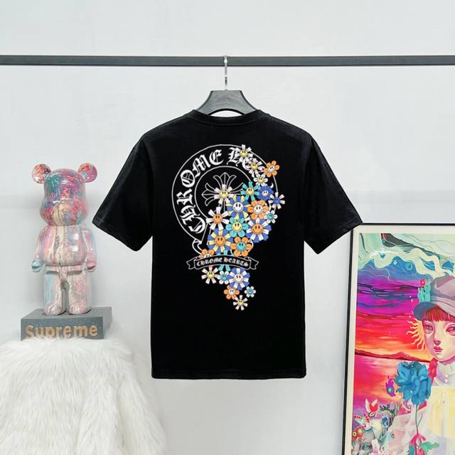 款号：K27 原版原标 Chrome Hearts克罗心梵文彩虹笑脸花朵马蹄印花男女款宽松短袖T恤 黑白两色S-Xl