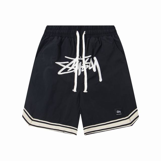 上新： 款号：B024 Stussy斯图西新款字母刺绣Logo织带短裤情侣款五分裤 1采用高精度酷丝绵精梳面料，清爽丝滑透气 告别厚重感，上身超级有型，既轻奢百