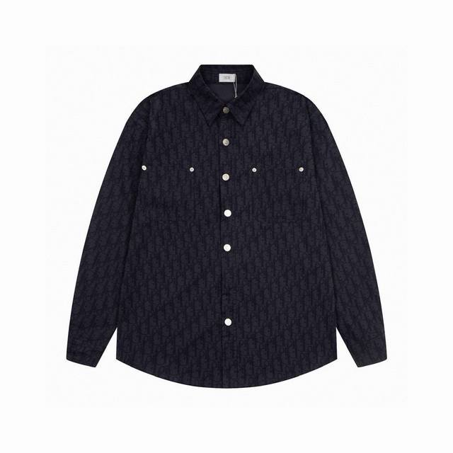 上新： 款号：B005 Dior 迪奥新款经典满印Logo男女同款休闲印花衬衫外套 1面料采用进口印花机器批布满印工艺技术，完美把控，区别市场其他版本，非常优质