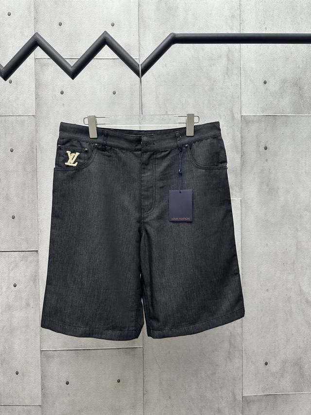 Lv 2025 Fw 夏季新款 棉布牛仔黑色短裤 尺码：29 30 31 32