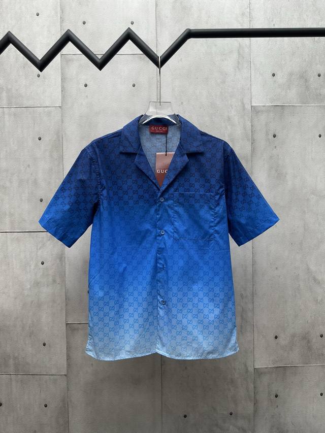 Gucci 古驰2025Ss新款 蓝色渐变满印双G字母Logo 蓝色短袖衬衫 尺码：S M L Xl