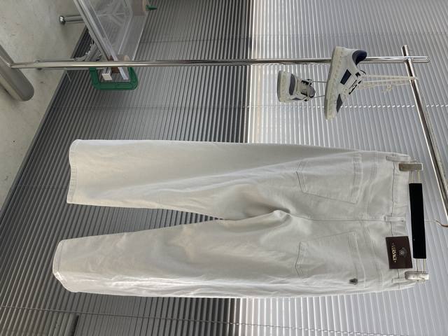 Versac 2025Ss夏季薄料软牛、重工水洗休闲牛仔裤，进口原版水洗弹力面料，舒适有弹性，独特设计，版型超正，舒适透气，档次极高，品质，上身帅气十足 码数：