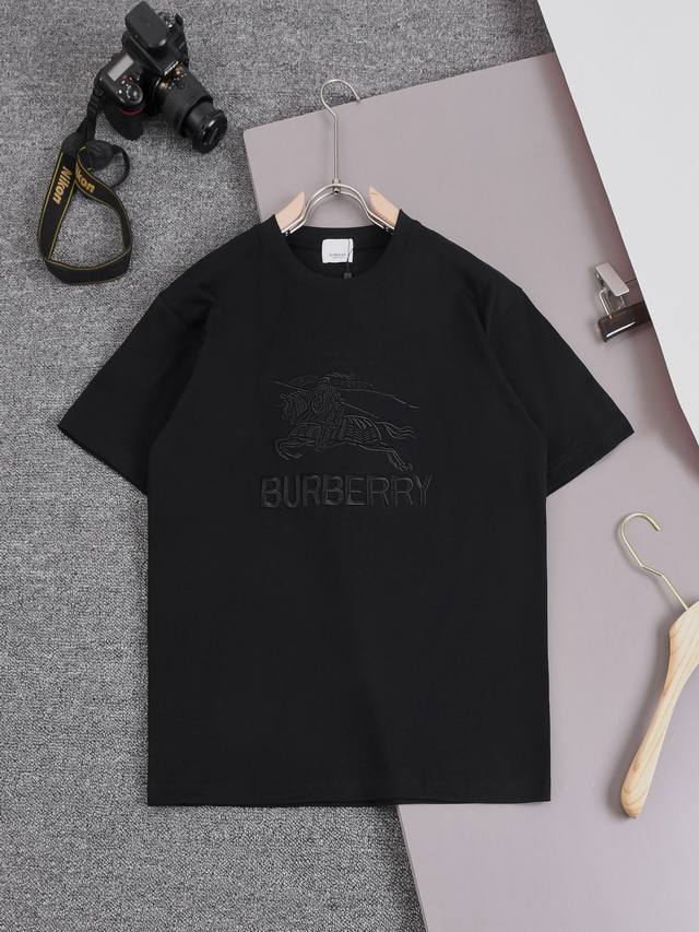 Burberry 甄选260克定制面料 顶级品质 精制Logo＋字母绣花工艺 男女同款 尺码S M L Xl Xxl 五个码 颜色 黑色 白色