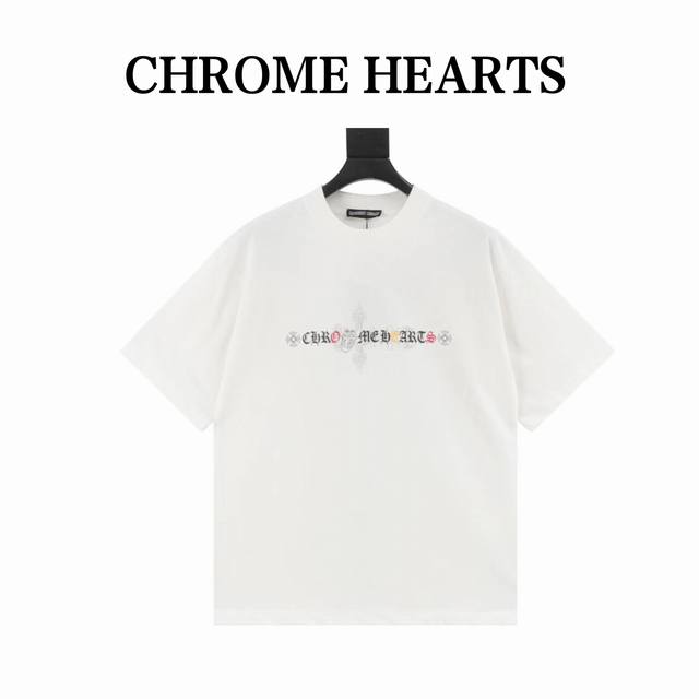 Chrome Hearts 克罗心Ch 胸前梵文印花短袖T恤 面料采用280克重精梳棉，定制32支1*1螺纹，成衣两遍水洗处理，面料舒适亲肤无异感，定制定染面料