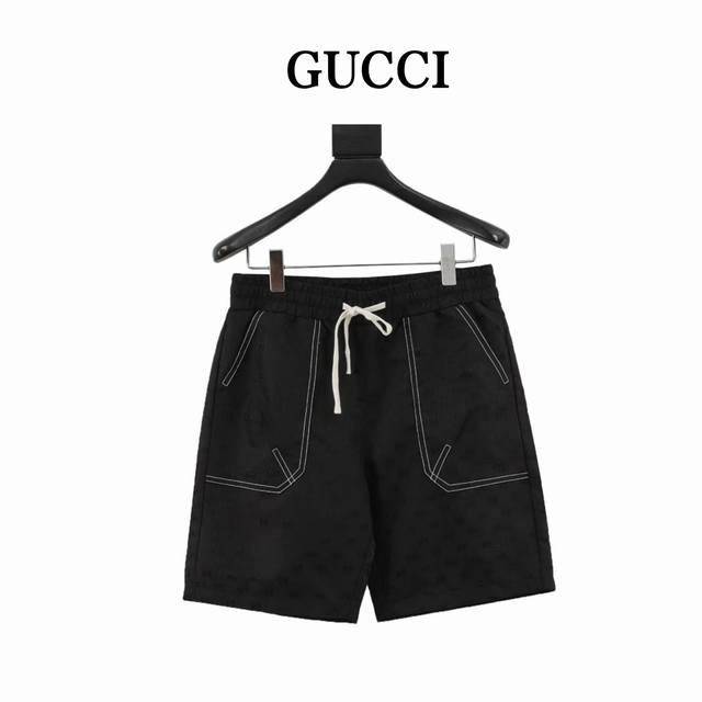 Gucci 古驰 Gg满印老花刺绣短裤 互扣式双G印花、抽绳松紧腰头、直筒短裤版型、全套辅料配备！聚酯纤维属于混纺面料，撞色面料对版固色环保定染。耐光性也比较好