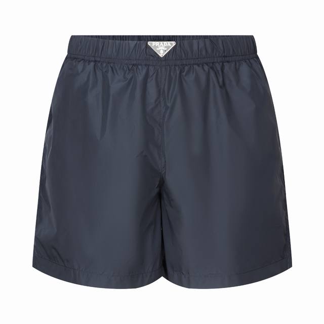 独家供应 Pra 三角标沙滩短裤 蓝色 原版6419购入开发，定制三防全功能尼龙面料 防风防水防晒 触感如同末来科技 轻盈又坚韧 舒适贴肤 涂珐琅三角形金属徽标