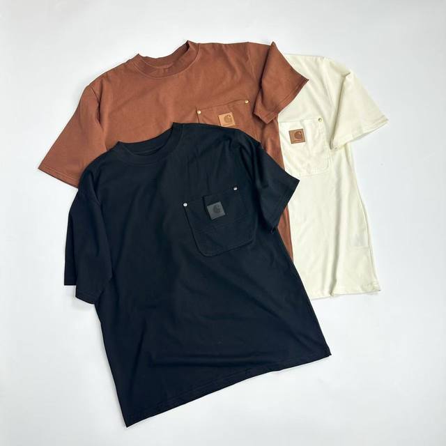 3023 白底图 卡哈特Carhartt Wip Fw25 S S Eldon Pocket T-Shirt 宽松胸前口袋徽标字母圆领胸前皮标短袖T恤 25年新