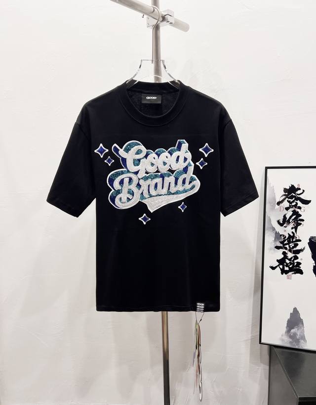 款号：Df46# Goodbrand 立体星星亮片轻奢时尚高级短袖T恤 正儿八经280克纯棉双砂面料 所有面料均已提前做过缩水 品质第一 所见即所得 不会洗一次