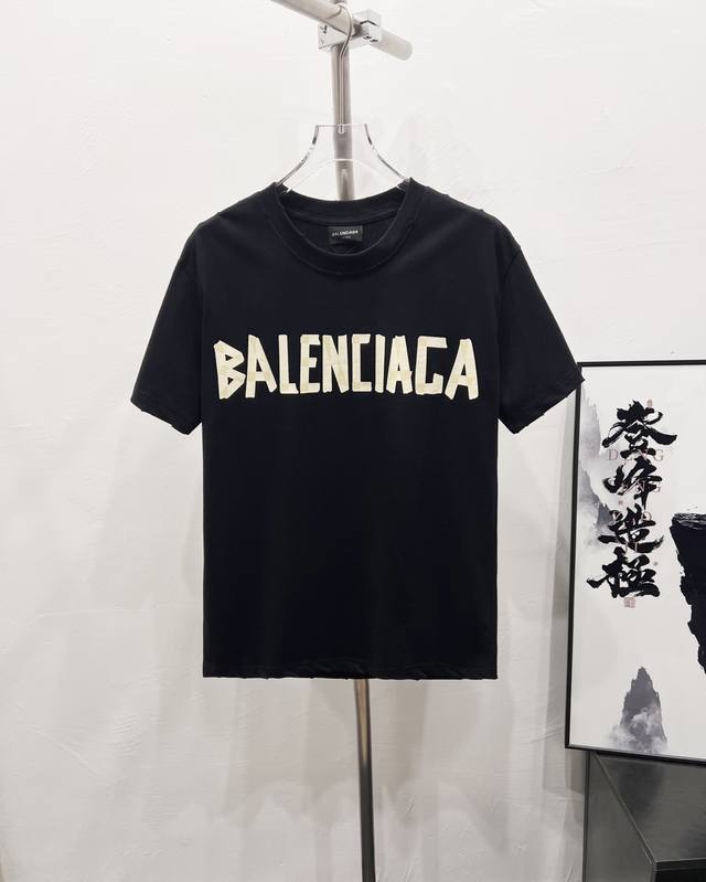 款号：Df36# 巴黎世家经典爆款交代印花短袖T恤 正儿八经280克纯棉双砂面料 所有面料均已提前做过缩水 品质第一 所见即所得 不会洗一次版型就有所变化的 区