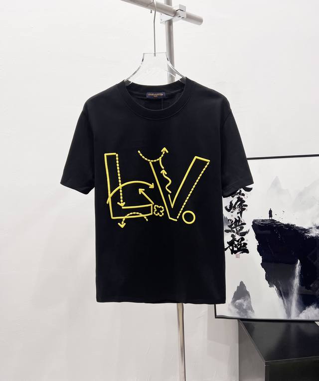 款号：Df01# Lv路易威登大标Logo立体植绒发泡印花圆领短袖 情侣同款 全套包装 三标齐全 区别市场通货 随意对比 纯棉280克高克重32支双纱 不起球
