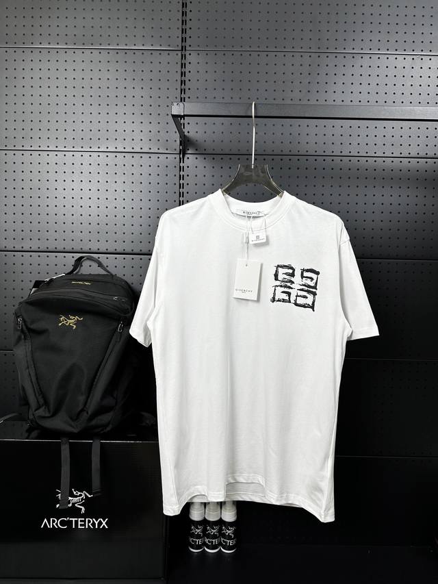款号：Dj1420 Giv纪梵希 2025大师亲手设计潮牌新品熔岩印花圆领短袖T恤 秋冬最新砖柜同步 Os落肩版型 280克重全棉 时尚又个性 超级百搭好看的一