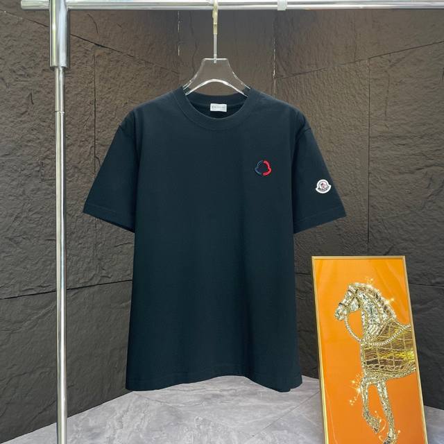 Moncl* 蒙口* 2025春夏新款短袖T恤 重磅纯棉字母Logo 立体绣花 颜色：黑色 白色 码数：S M L Xl Xxl