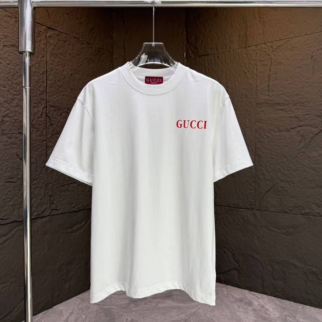 Gucci* 古驰* 2025春夏新款短袖T恤 重磅纯棉字母Logo 植绒 颜色：黑色 白色 夜幕蓝 码数：S M L Xl Xxl
