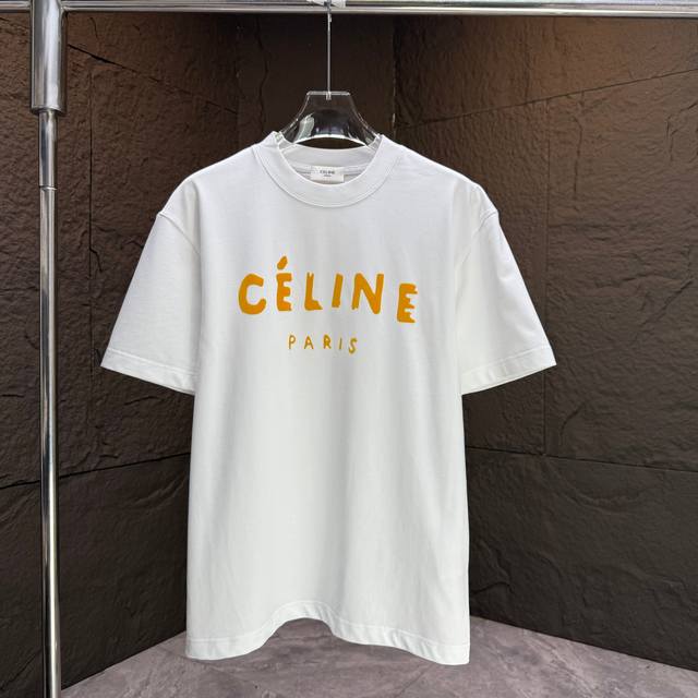 Celin* 赛林* 2025春夏新款短袖T恤 重磅纯棉字母Logo 植绒 颜色：黑色 白色 巧克力色 安可拉红 码数：S M L Xl Xxl