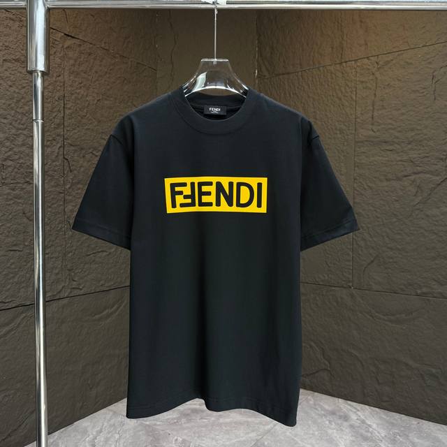 Fend* 芬迪* 2025春夏新款短袖T恤 重磅纯棉字母Logo 植绒 颜色：黑色 白色 安可拉红 夜幕蓝 码数：S M L Xl Xxl