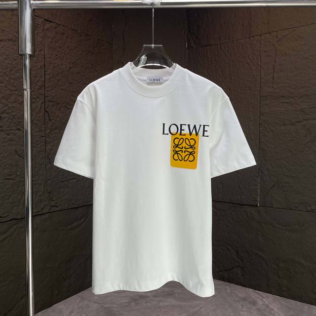 Loew* 罗意威* 2025春夏新款短袖T恤 重磅纯棉字母Logo 植绒+立体硅胶 颜色：黑色 白色 巧克力色 薄荷绿 码数：S M L Xl Xxl