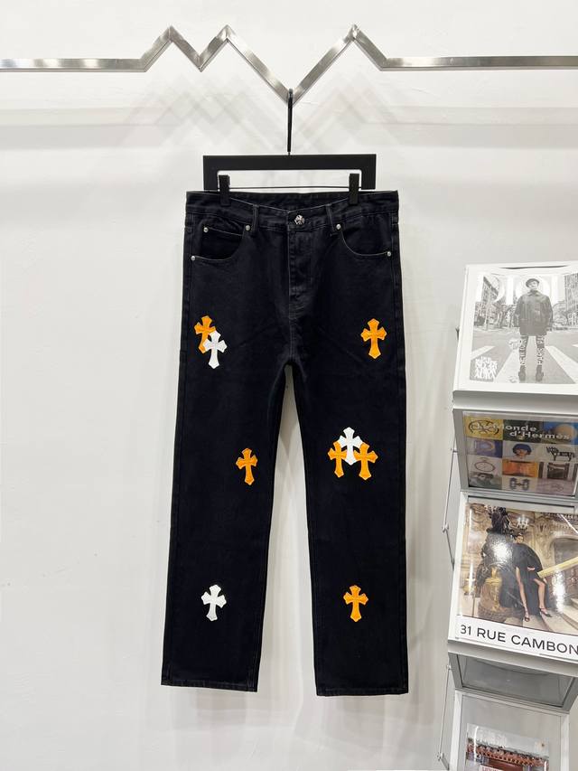 款号: K710 款号： K550 Chrome Hearts & 克罗心 Ch城市限定系列 梵文十字贴布拼皮牛仔裤 均需要成品水洗后再拆开手工订绵羊皮十字皮再