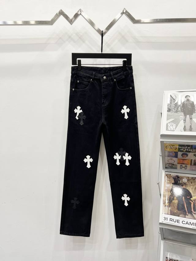 款号: K640 款号： K550 Chrome Hearts & 克罗心 Ch城市限定系列 梵文十字贴布拼皮牛仔裤 均需要成品水洗后再拆开手工订绵羊皮十字皮再