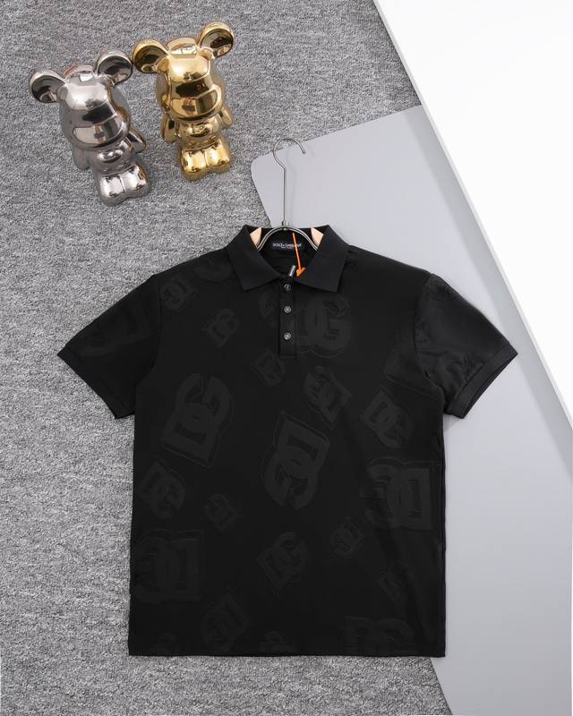 D&G杜嘉班纳 Polo短袖 布匹Dg字母提花Logo标识 官方同步 高版本 高品质 时尚个性 百搭潮流 纯原品质 原版面料 吊牌 领标 水洗麦 三标齐全 颜色