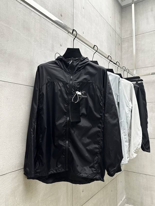 002 Arc’Teryx 始祖鸟25Ss新款皮肤衣 采用特殊面料抗Uv+吸湿速干透气不闷热 所有拉链辅料均还原Zp 颜色：雾霾蓝 黑色 尺码：M L Xl X