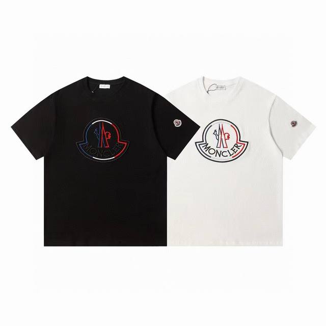 款号：837 Moncler 蒙口的价格P其实蛮有优势的 去过专柜的应该都知道蒙口的价格P不会比Gucci Burberry 便宜多少 只是相对低调 不愿意炒作