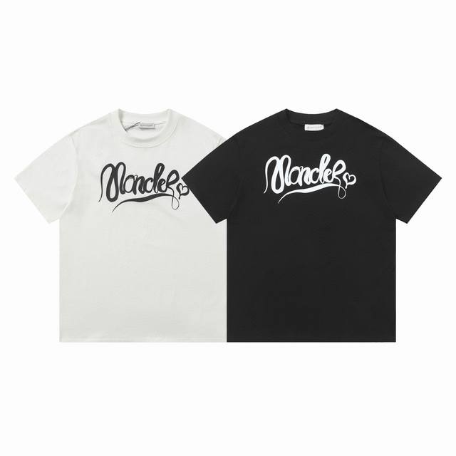 款号：842 Moncler蒙口蛇年限定 蒙口的价格P其实蛮有优势的 去过专柜的应该都知道蒙口的价格P不会比Gucci Burberry 便宜多少 只是相对低调