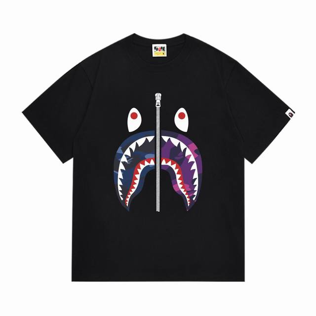 Sc1016# 顶级版本 Bape 采用260克优质高织纯棉面料 双纱精梳 质感柔软不起球 进口环保印花胶浆 图案鲜明立体 品质男女同款 上身即是潮人 颜色：黑