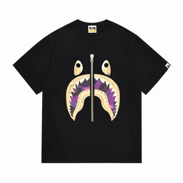 Sc1014# 顶级版本 Bape 采用260克优质高织纯棉面料 双纱精梳 质感柔软不起球 进口环保印花胶浆 图案鲜明立体 品质男女同款 上身即是潮人 颜色：黑