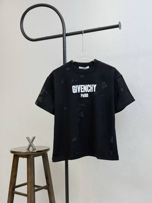 款号X192 Givenchy纪梵希烧花破洞字母印花圆领短袖 情侣同款 全套包装 三标齐全 区别市场通货 随意对比 纯棉280克高克重32支双纱 不起球 不褪色
