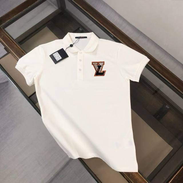 Louis Vuitton Lv 路易威登 25春夏最新款Polo衫～ 备受推崇 男女同款 商务休闲翻领Polo衫～刺绣字母Logo工艺～很精致 ～合体的剪裁版