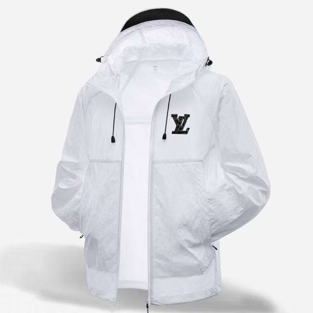 特价 ，Lv品牌梭织防晒衣 外套 官网同步爆款 渠道货 高端定制 品质经得起任何形式检验，赋予你与众不同的上身体验！均经过严格的挑选工序，定制原版辅料，时尚百搭
