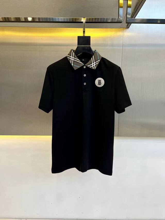 巴宝莉 Burberry 夏季新款T恤翻领短袖Polo衫，专柜定制面料 透气舒适度高，材质:69.7%棉 26.4%聚酯纤维 3.9%氨纶 款式:通款细节无可挑