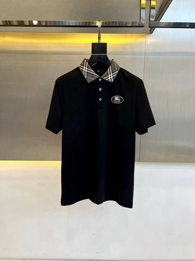 巴宝莉 Burberry 夏季新款T恤翻领短袖Polo衫，专柜定制面料 透气舒适度高，材质:69.7%棉 26.4%聚酯纤维 3.9%氨纶 款式:通款细节无可挑