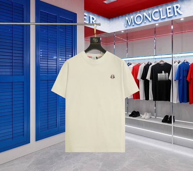 升级版本 手机智能感应~Nfc芯片袖章~直达官网防伪 Moncler~蒙口 2025新款高品质圆领短袖T恤 袖口车有进口绣花标 定制定染,手感非常舒服 超级百搭