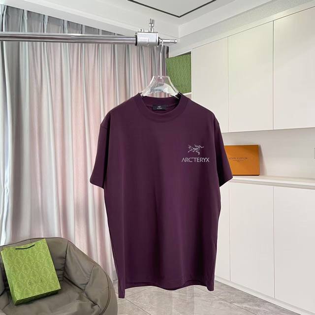 Arc'teryx*始祖鸟 2025夏季新款 个性Logo印花 短袖T恤 定制面料300G 男女同款 尺码：S M L Xl Xxl 五个码 颜色：黑色 白色