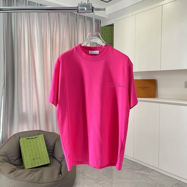 Lulu*露露乐蒙2025夏季新款 个性字母Logo印花 定制面料300G 短袖T恤 男女同款 尺码：S M L Xl Xxl 五个码 颜色：黑色 白色 粉红色