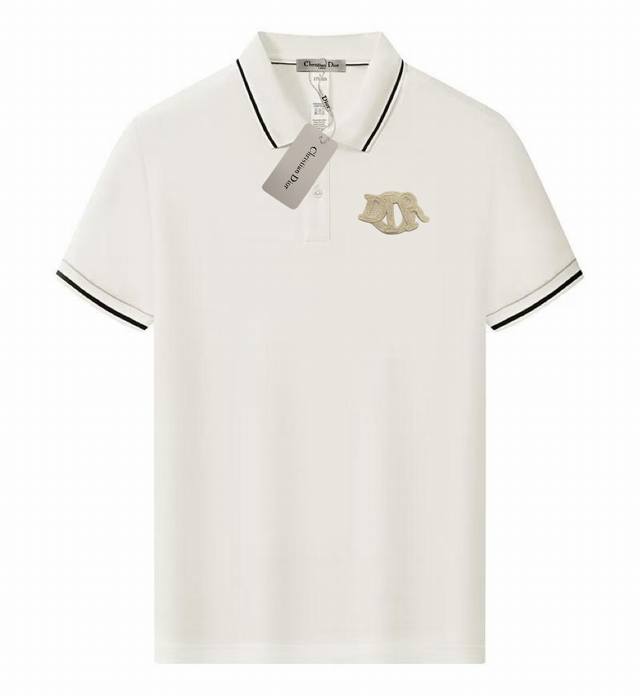 Dior迪奥 夏季新款T恤翻领短袖Polo衫，高板本质量。专柜定制面料 透气舒适度高，材质:71.6%棉 25.3%聚酯纤维 3.1%氨 男女同款品牌元素设计理