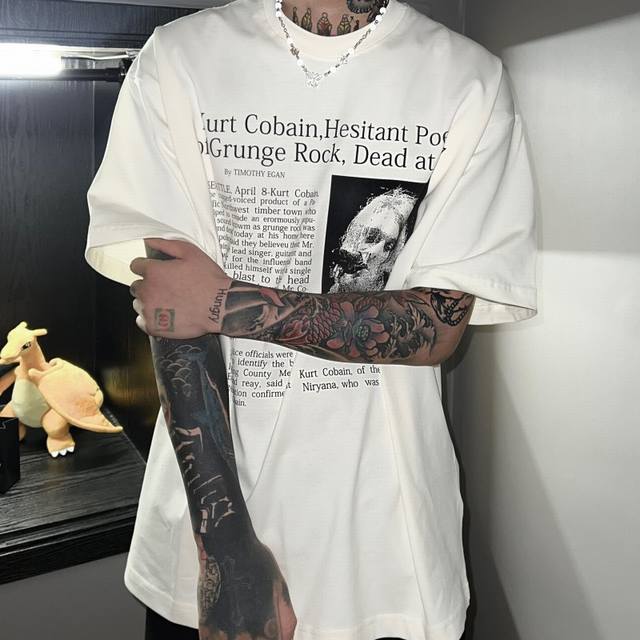 Nirvana涅槃乐队Kurt Donald Cobain科特柯本重磅短袖高街男女 款号：022-109 码数：S-Xl 颜色：白色，米黄色 面料定织定染16支
