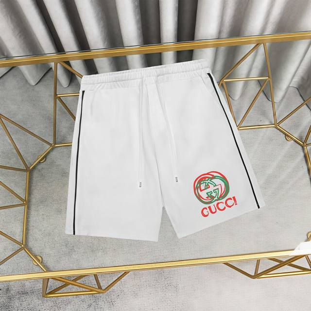 Gucci 古驰印花纯棉短裤卫裤五分裤 1:1对版面料380克毛圈高克重百分百纯棉 提前做过预缩水1×1双纱洗一辈子都不会变形的 男女同款 官网细节 字母Log