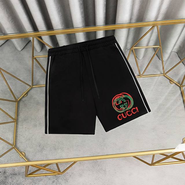 Gucci 古驰印花纯棉短裤卫裤五分裤 1:1对版面料380克毛圈高克重百分百纯棉 提前做过预缩水1×1双纱洗一辈子都不会变形的 男女同款 官网细节 字母Log