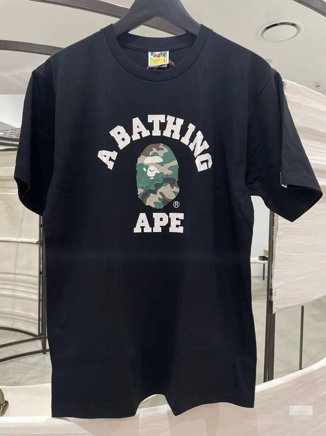 001174款Bape Ss23 Woodland Camo林地迷彩系列 迷彩猿人印花短袖T恤 男女同款 码数Smlxlxxl 黑色白色