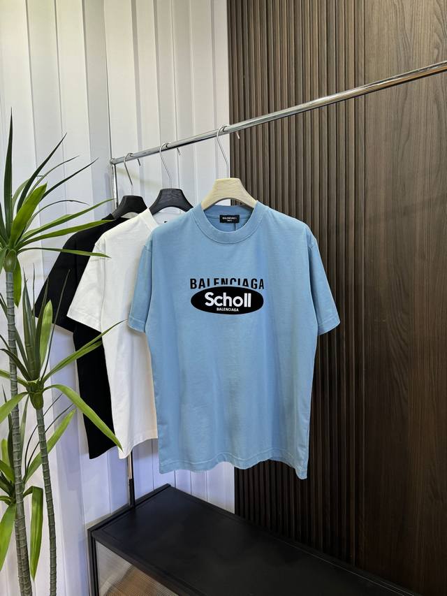 Balenciaga 2025Ss春夏新款短袖 全棉平纹面料打造 再洗水定型 磨破工艺 前胸Logo3D立体压胶工艺 高品质 手感柔软 定制面料 做工精细 男女