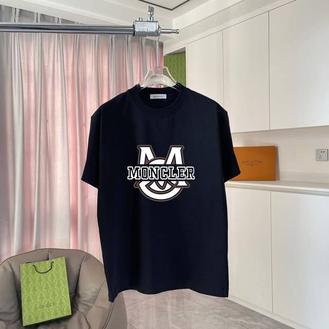 Moncle* 蒙口2025夏季新款 个性Logo印花 定制面料300 短袖T恤 男女同款 尺码：S M L Xl Xxl 五个码 颜色：黑色 白色 湖绿色 铁