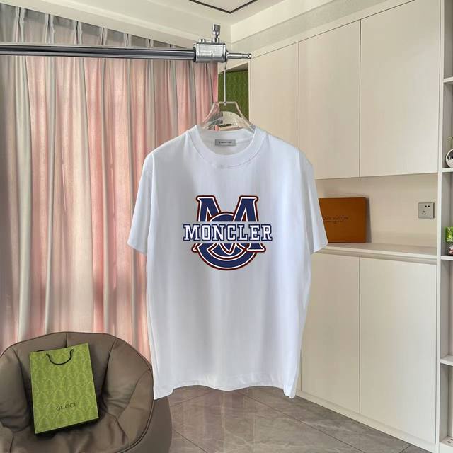 Moncle* 蒙口2025夏季新款 个性Logo印花 定制面料300 短袖T恤 男女同款 尺码：S M L Xl Xxl 五个码 颜色：黑色 白色 湖绿色 铁