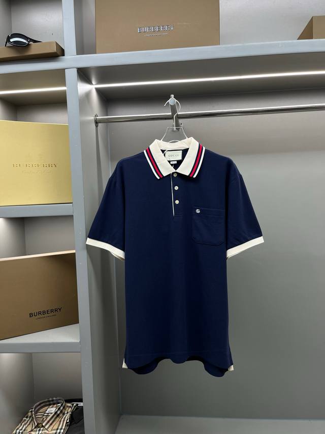 GuccⅠ 古驰 双G口袋刺绣新款Polo衫 原版面料 原版订制辅料 官方同款 采用210克纯棉珠地面料，定制 同缸染面料 手感非常舒服爽滑 版型挺阔有型 一线