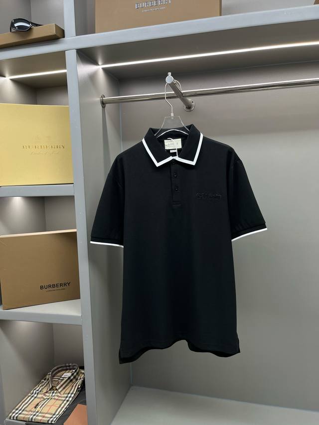 GuccⅠ 古驰 字母刺绣新款Polo衫 原版面料 原版订制辅料 官方同款 采用210克纯棉珠地面料，定制 同缸染面料 手感非常舒服爽滑 版型挺阔有型 一线品牌