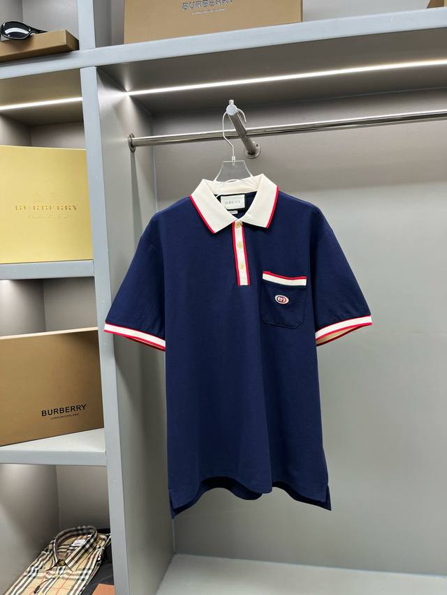 GuccⅠ 古驰 口袋刺绣新款Polo衫 原版面料 原版订制辅料 官方同款 采用210克纯棉珠地面料，定制 同缸染面料 手感非常舒服爽滑 版型挺阔有型 一线品牌