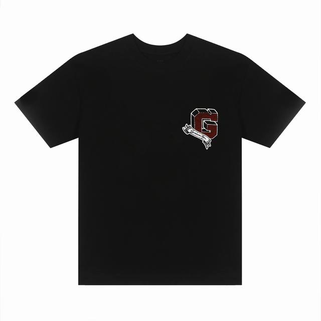 Givenchy*纪梵希 Givenchy*纪梵希章仔毛巾绣短袖T恤 -定制270克32支全棉双纱紧密爽滑面料 布面干净 布纹清晰 手感非常细腻扎实 更加力挺