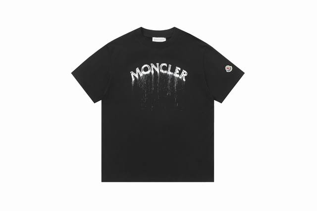 款号：849 Moncler 蒙口短袖 独家定制270克32支双纱滑爽棉 质感非常柔软舒服 100%区别市场的顶级面料 不缩水 不变形 不起球 搭配320克1*
